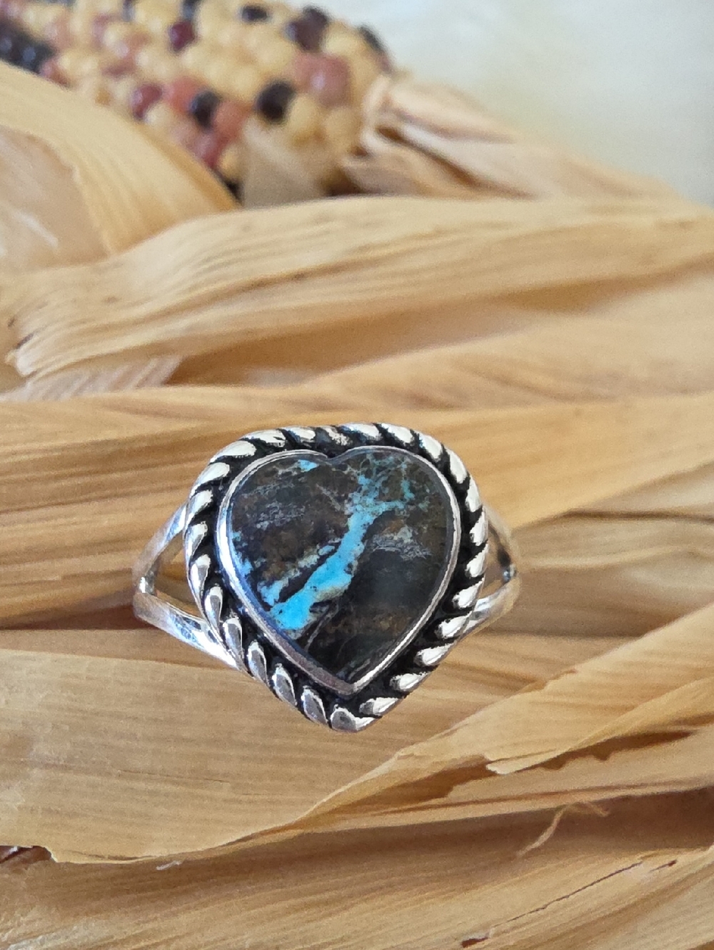 Gorgeous Native American Navajo Black Jack Turquoise & Sterling Heart Ring 🖤🩵